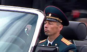 Шофер министра обороны продавал водительские права