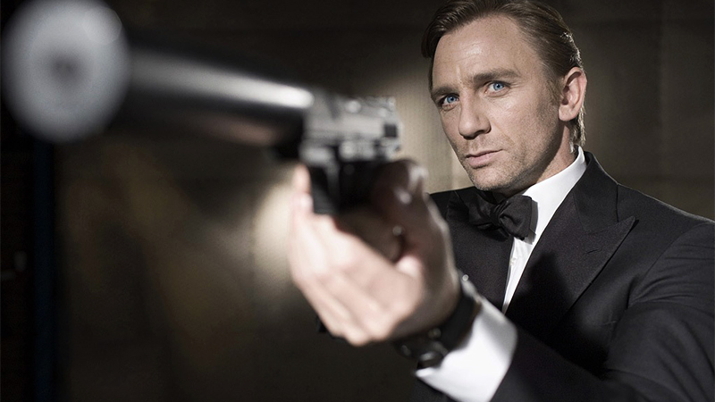 Дэниел Крэйг в роли агента 007