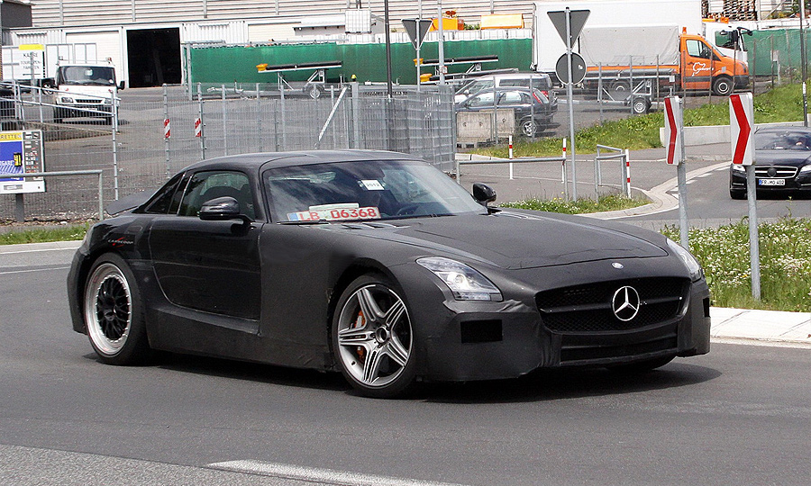 Топ-3 ярких новинок: Porsche, Mercedes и Maserati уже на тестах