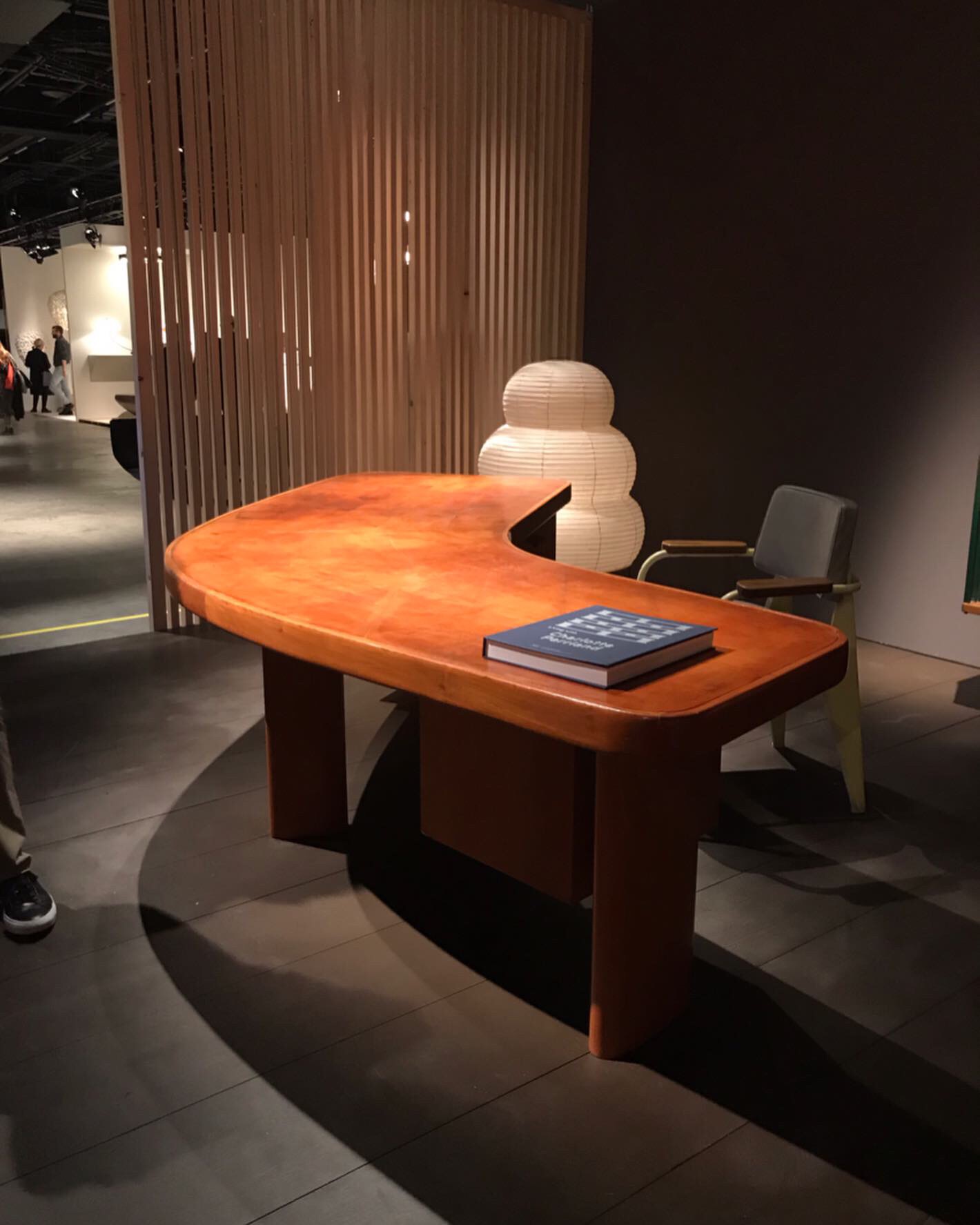 Галерея Laffanour — Galerie Downtown, стол, Шарлотта Периан