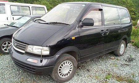 Nissan Largo