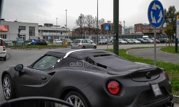 Alfa Romeo 4C получит версию Spider