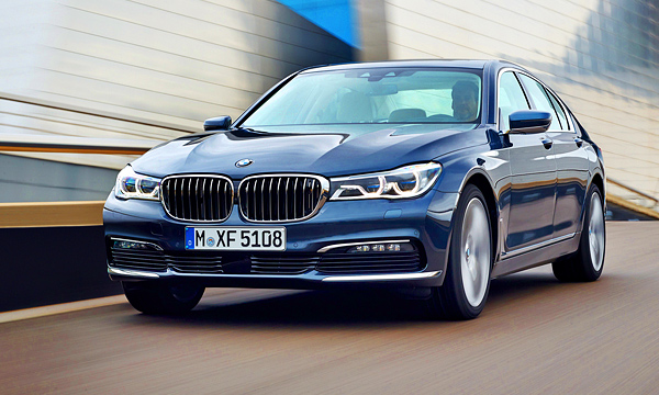 Новая BMW 7-Series: моторы, опции и другие подробности
