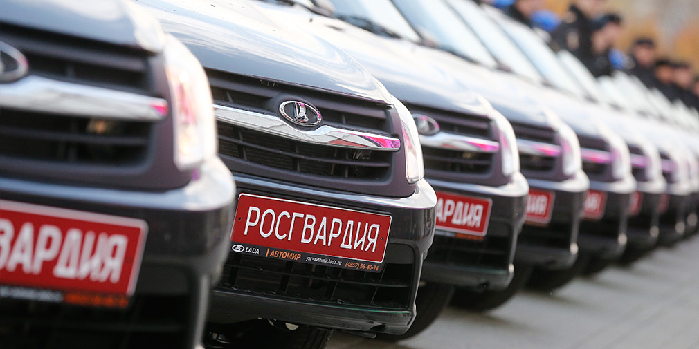 Росгвардия лада грантная игрушка и росгвария бадая игрушки