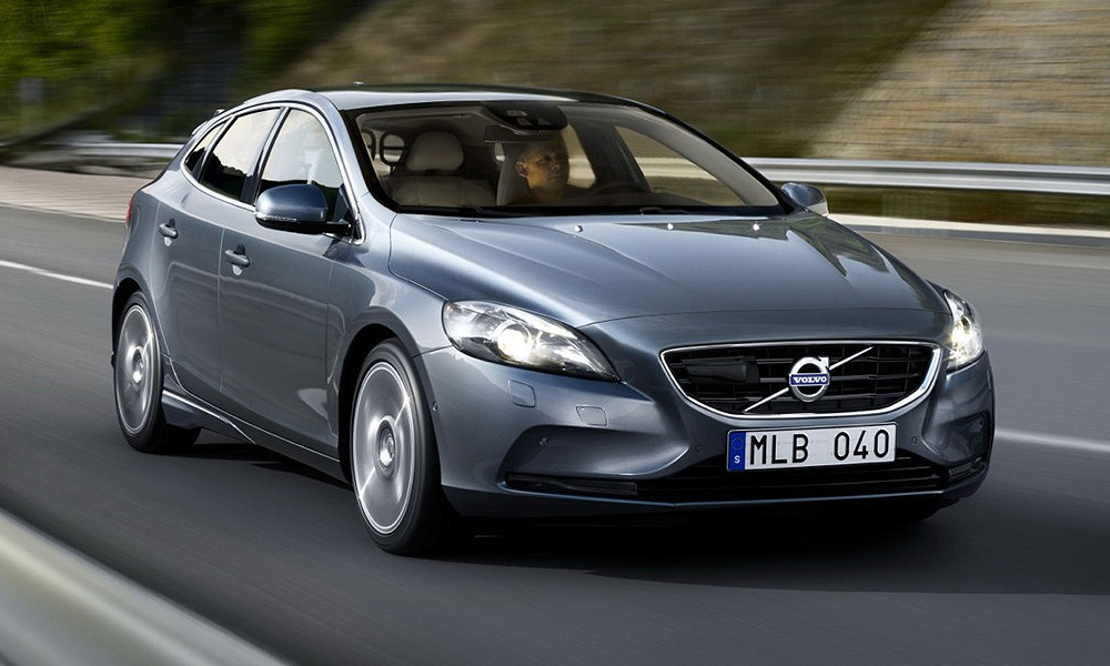 Volvo V40. Динамичность практичности не помеха!