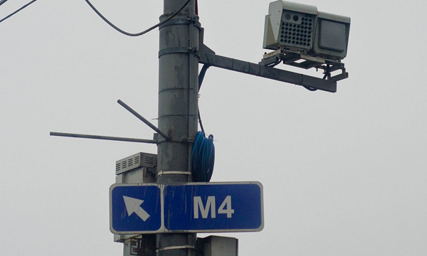 На МКАД камеры начнут фиксировать выезд на обочину