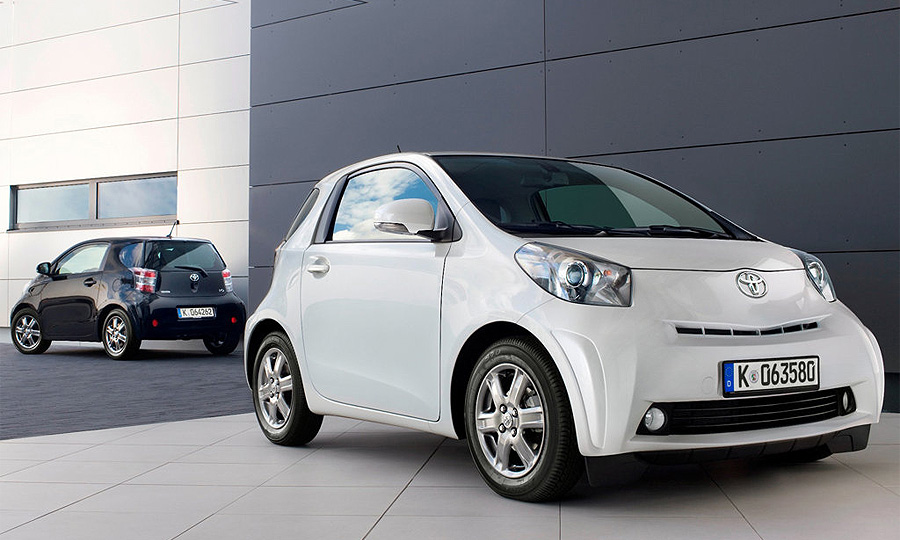 Toyota iQ