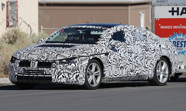 Volkswagen Passat CC нового поколения впервые замечен на тестах