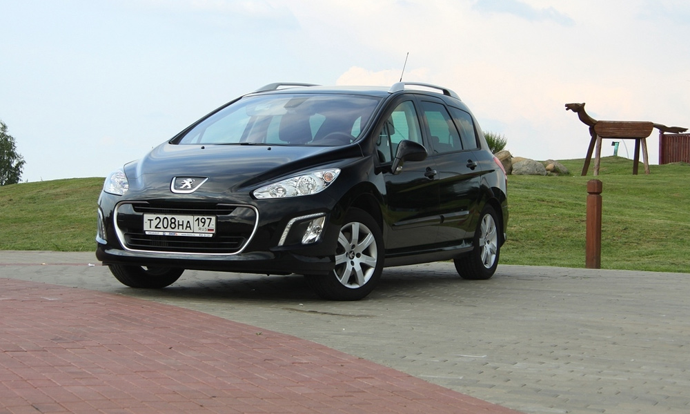 Peugeot 308 SW. Испытание длинной дорогой