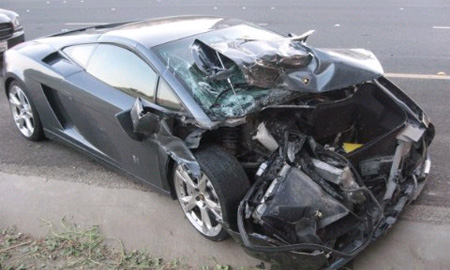 Депутат разбился насмерть на Lamborghini