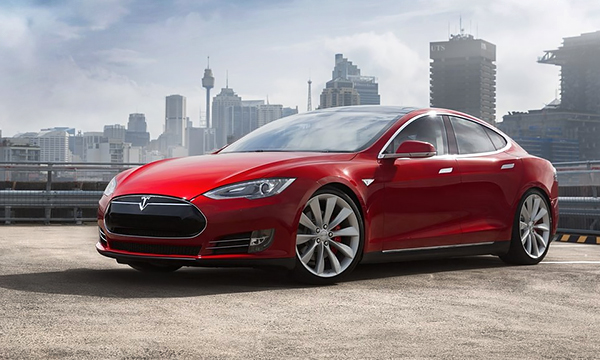 Китайские хакеры дистанционно взломали Tesla Model S