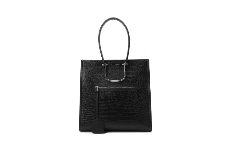 Женская сумка Alexander McQueen, 219 500 руб. (Третьяковский проезд)