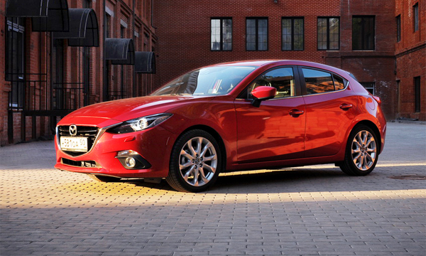 Новая проекция. Тест-драйв Mazda3