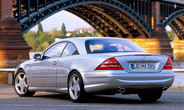 Угнали Mercedes-Benz CL500