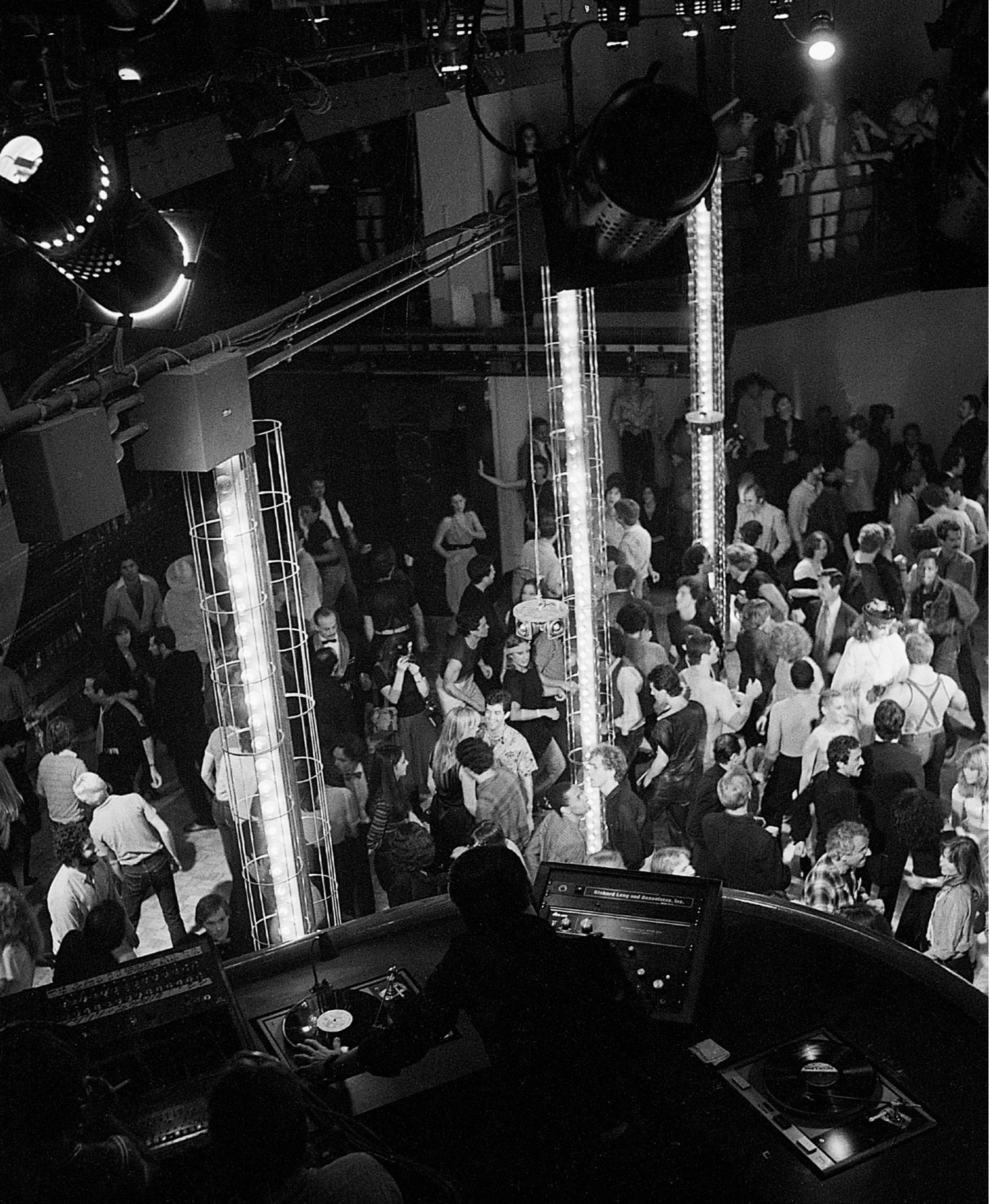 Танцы в клубе Studio 54, 1979