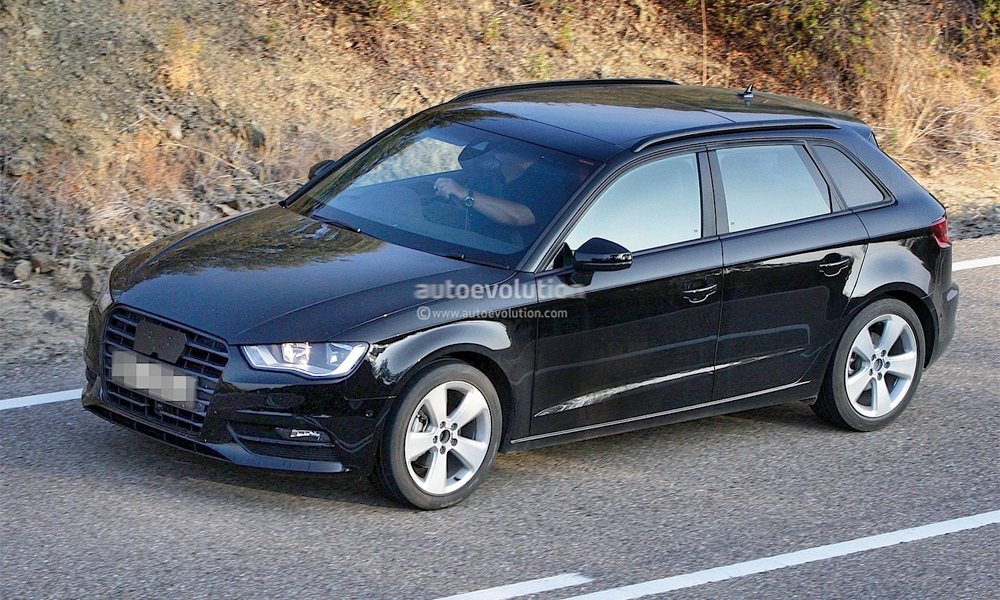 Audi A3 добавили дверей. Первые фото