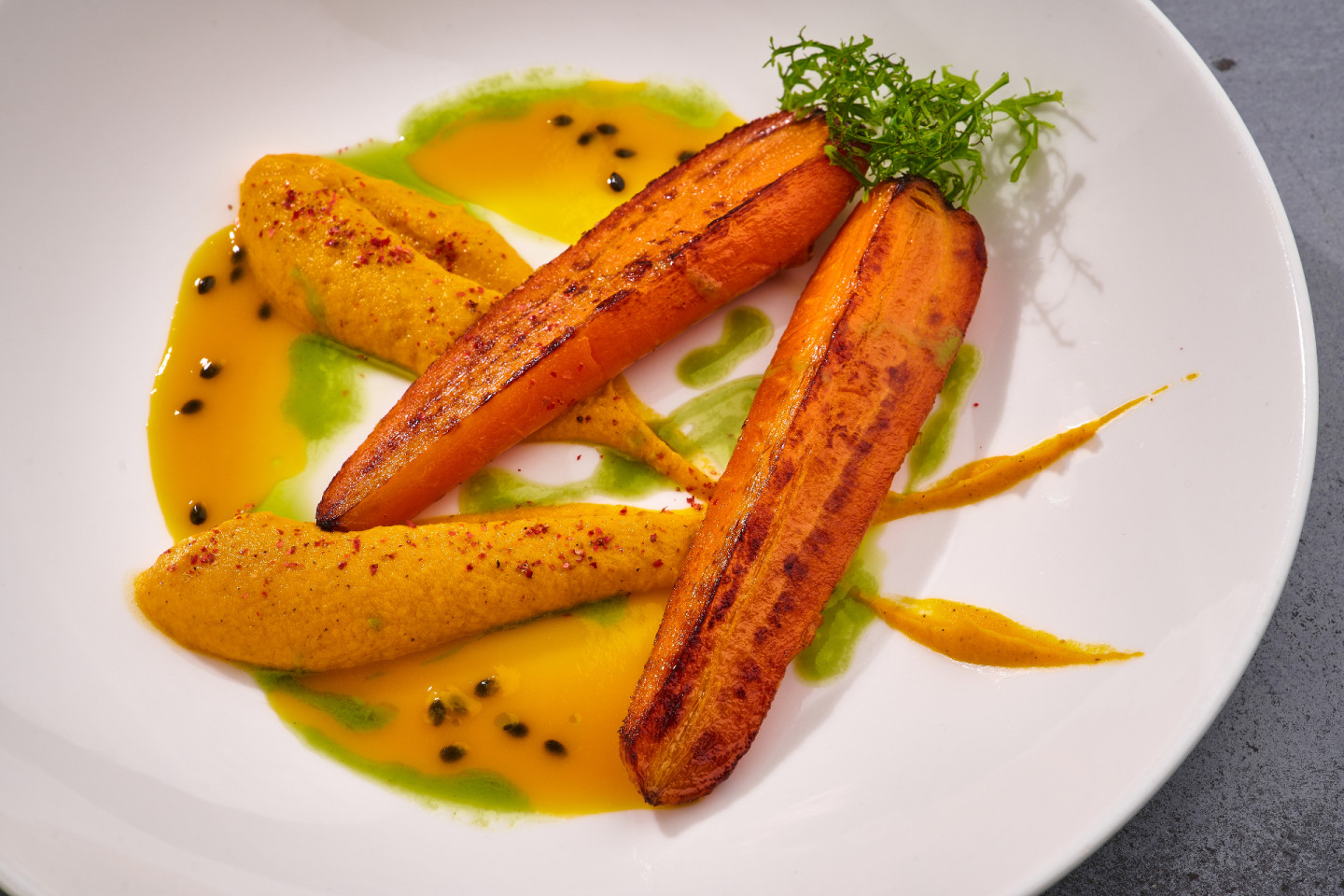 Морковь по-корейски с манго и маракуйей