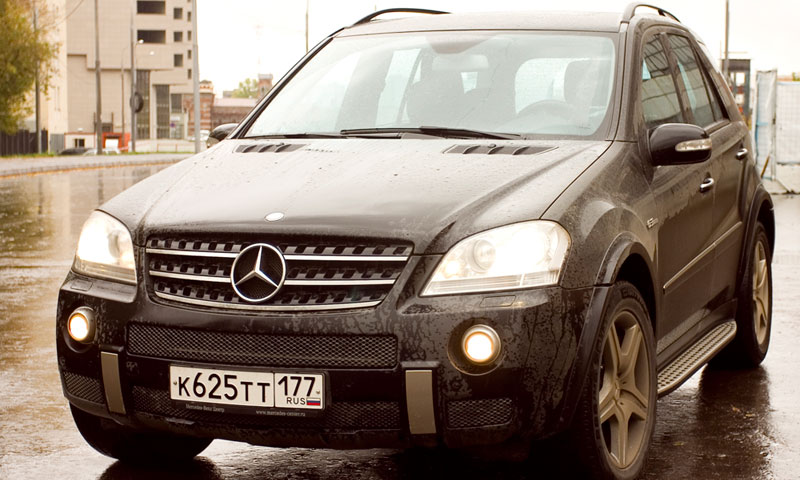 Mercedes-Benz ML63 AMG
