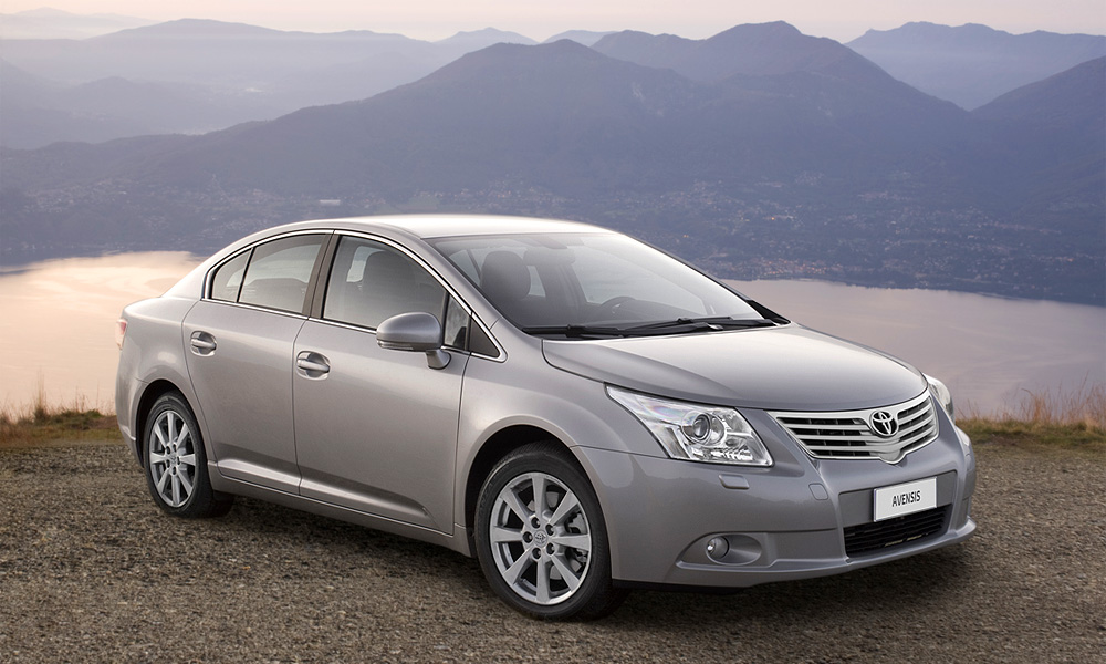 Начинаются продажи новой Toyota Avensis по новым ценам