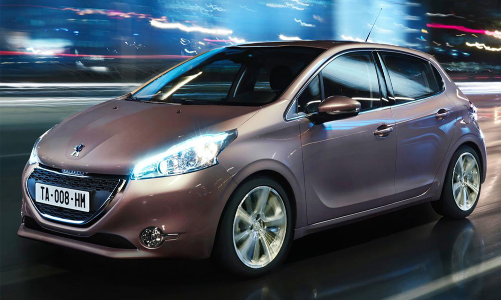 Peugeot 208 объявился в России