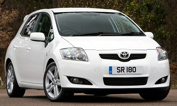 Toyota Auris SR180