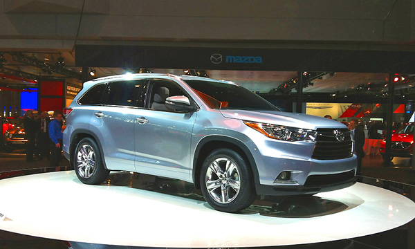 Toyota Highlander стала восьмиместной
