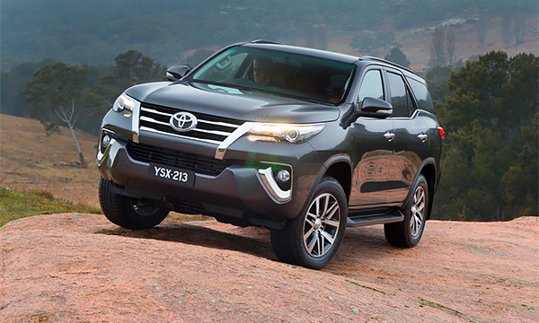 Toyota представила внедорожник Fortuner