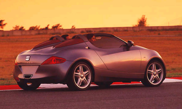 Seat Tango