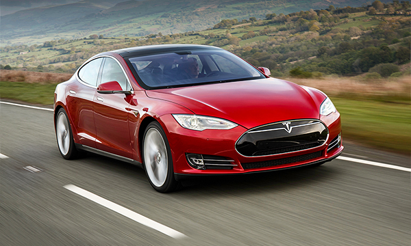 От кроссовера до родстера: что покажет Tesla в ближайшие годы