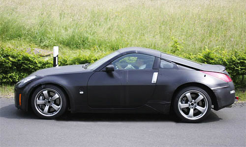 Новый Nissan 350Z выследили на трассе
