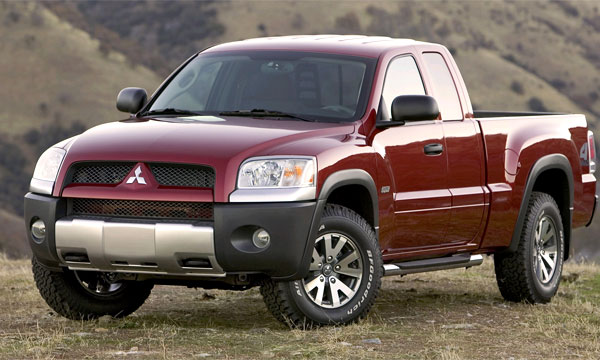 Mitsubishi Raider