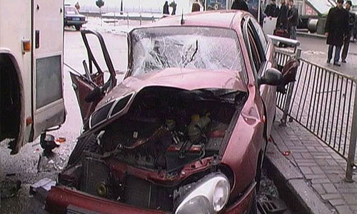 В Ростовской области столкнулись пассажирский автобус и автомобиль