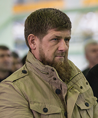 Кадыров заявил о выполненном на 254% плане по наборе людей на СВО"/>













