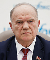 Зюганов заявил, что отказался от предложения Ельцина занять «любой пост»"/>













