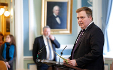 Премьер-министр Исландии Сигмундур Давид Гуннлёйгссон