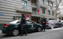 Вид на здание посольства Азербайджана в Тегеране после нападения