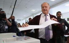 Геннадий Зюганов в единый день голосования. 10 сентября 2017 года


