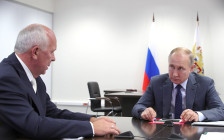 Владимир Путин и Сергей Чемезов