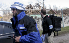 Сотрудники ОБСЕ на Украине. Апрель 2015 года


