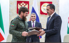 Рамзан Кадыров и Юнус-Бек Евкуров (слева направо) 