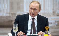 Президент России Владимир Путин во время встречи с руководителями крупнейших иностранных компаний и деловых ассоциаций в рамках XX Петербургского международного экономического форума


