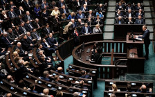 Дональд Туск представляет программу своего правительства