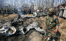 Обломки самолета МиГ-21 индийских ВВС