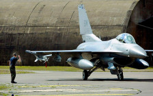 Истребитель F-16