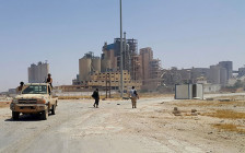 Цементный завод в ​Бенгази, Ливия. Апрель 2016 года


