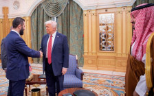 Ахмед аш-Шараа и Дональд Трамп в Эр-Рияде, Саудовская Аравия, 14 мая 2025&nbsp;г.