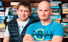 Основатели HobbyWorld Михаил Акулов и Иван Попов (слева направо)


