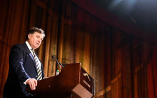 Виктор Момотов