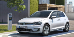 Volkswagen добавил запас хода электрическому Golf. Фотослайдер 0