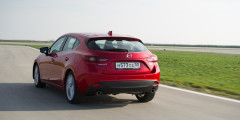 Игрушка. Тест-драйв новой Mazda3. Фотослайдер 2